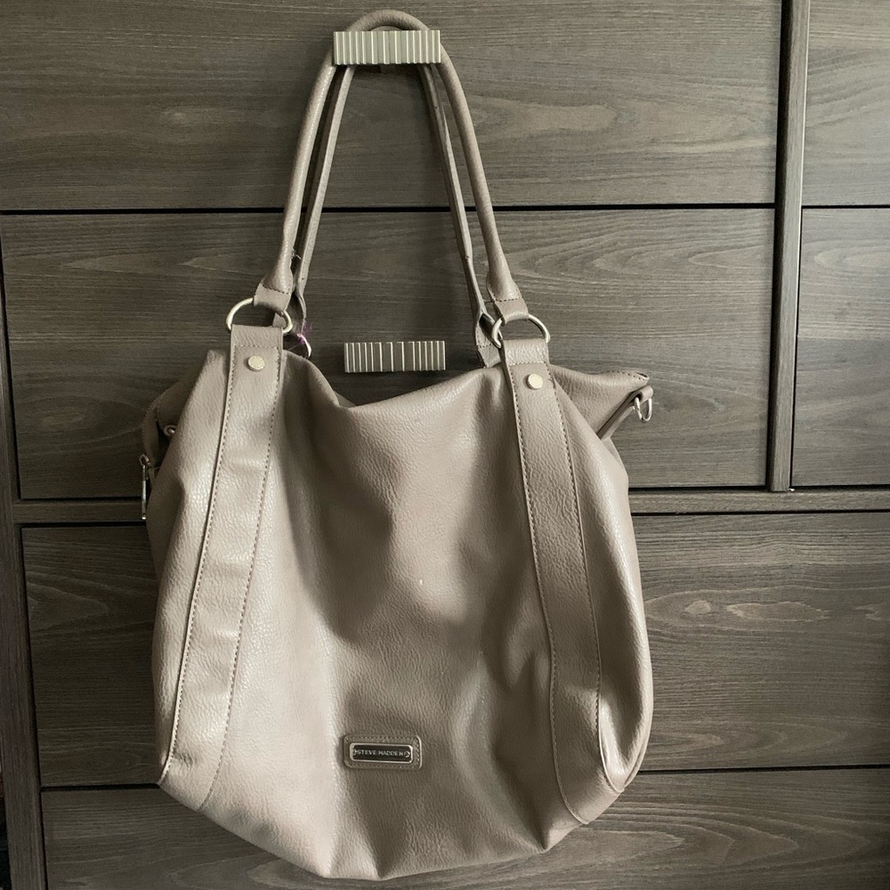 Grey Steve Madden purse